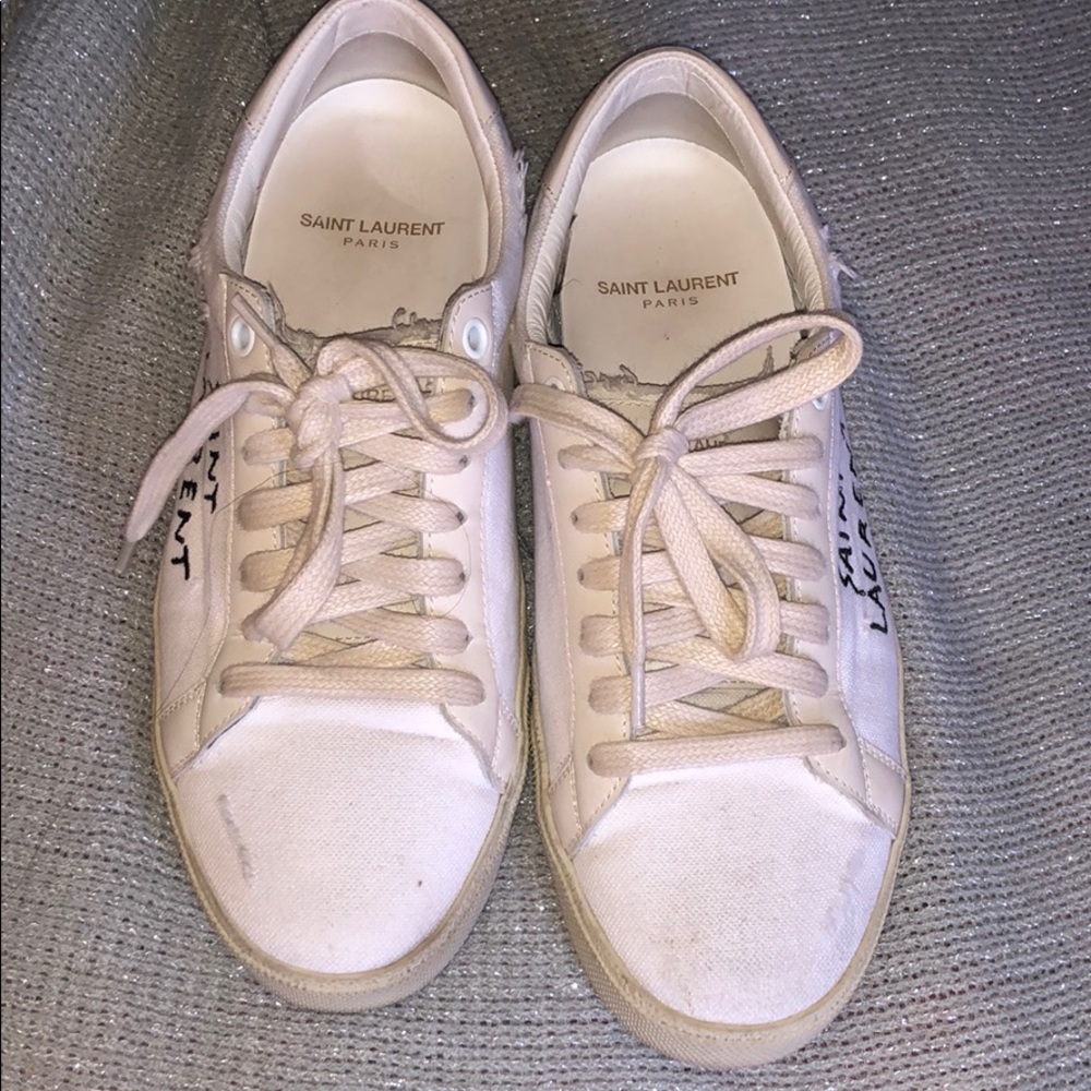 COPY - Saint Laurent laid back sneaker